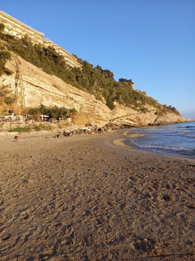Sea And Monaco Charme View On The Beach Ventimiglia Exteriér fotografie
